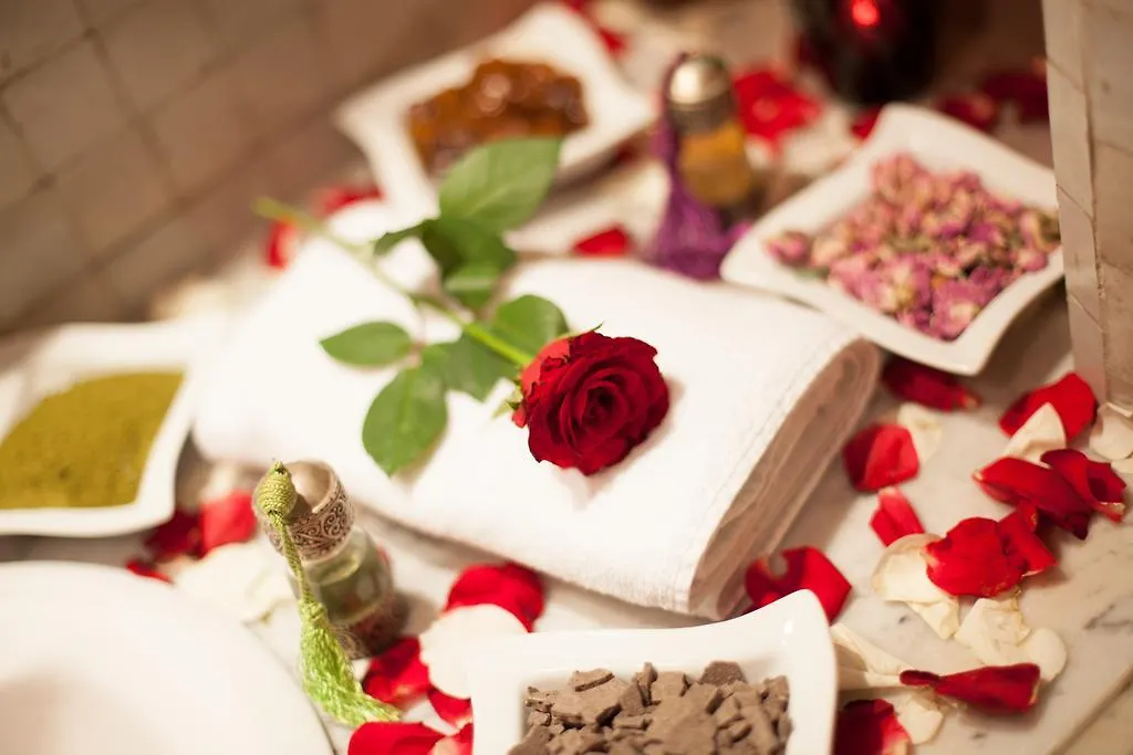 Riad Almaz Guest house