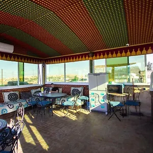 Hostel Amir